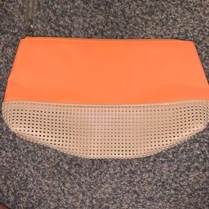 Estée Lauder makeup bag